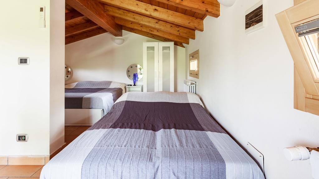 B&B Nido Sui Laghi San Donnino della Nizzola Exterior foto