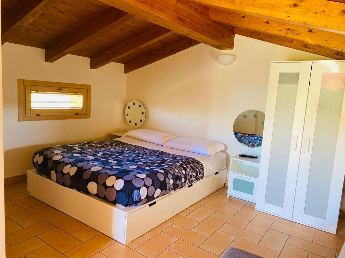 B&B Nido Sui Laghi San Donnino della Nizzola Exterior foto